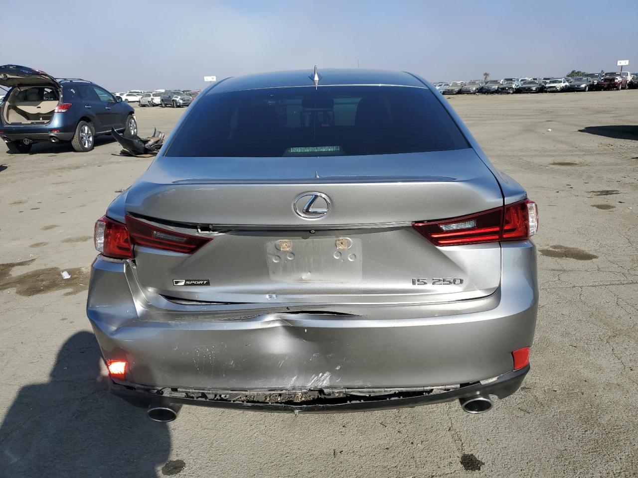 2015 Lexus IS - Image 6