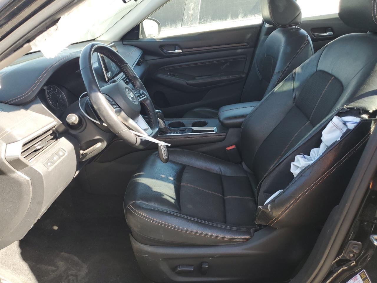 2021 Nissan Altima - Image 7