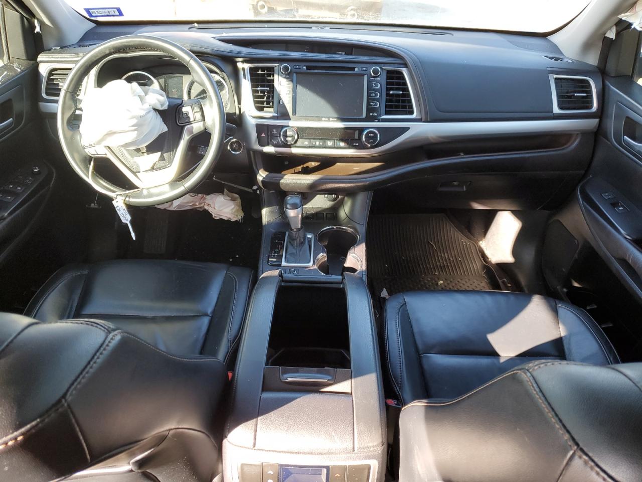 2015 Toyota Highlander - Image 8