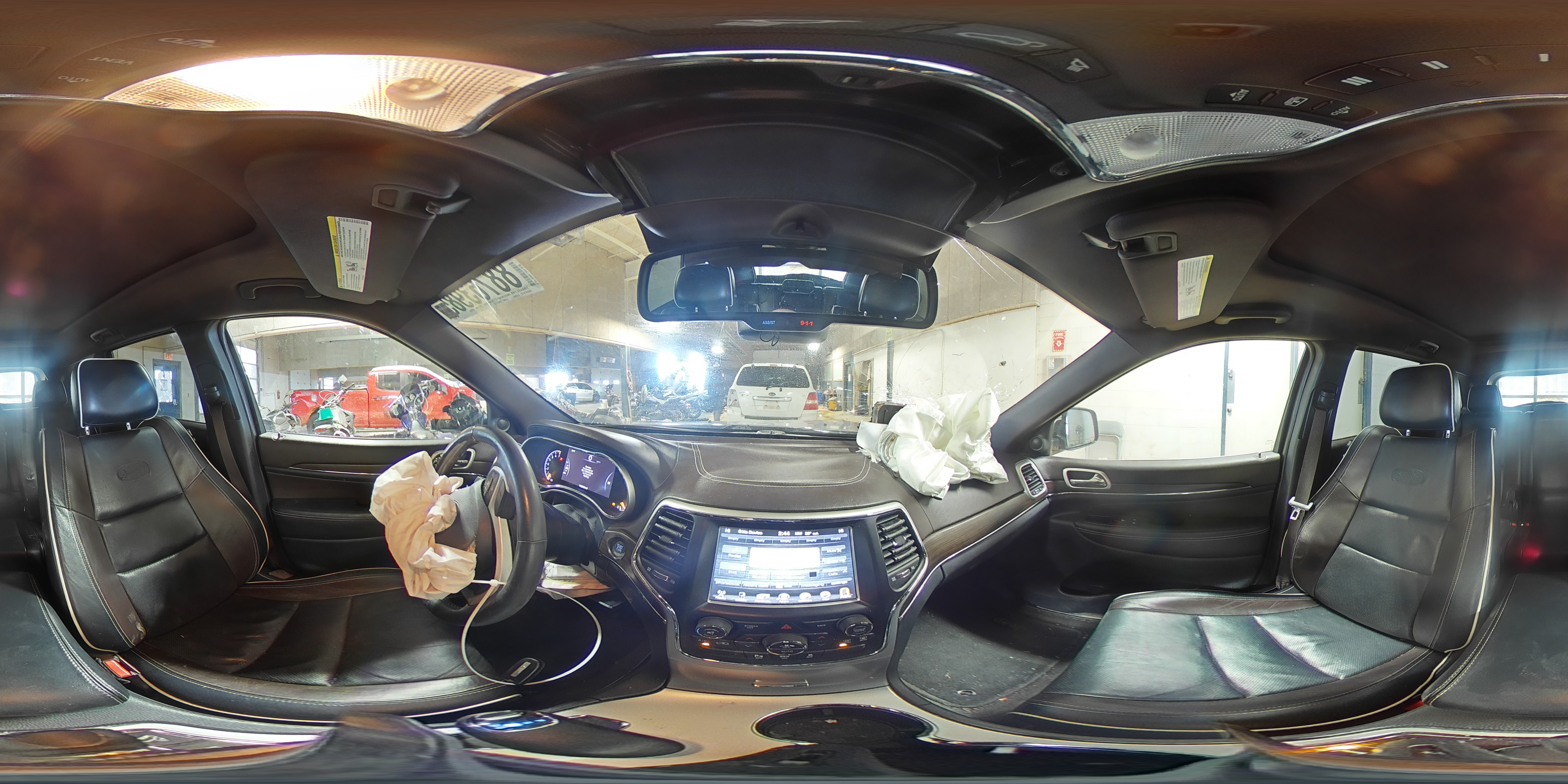 2014 Jeep Grand Cherokee - Image 14