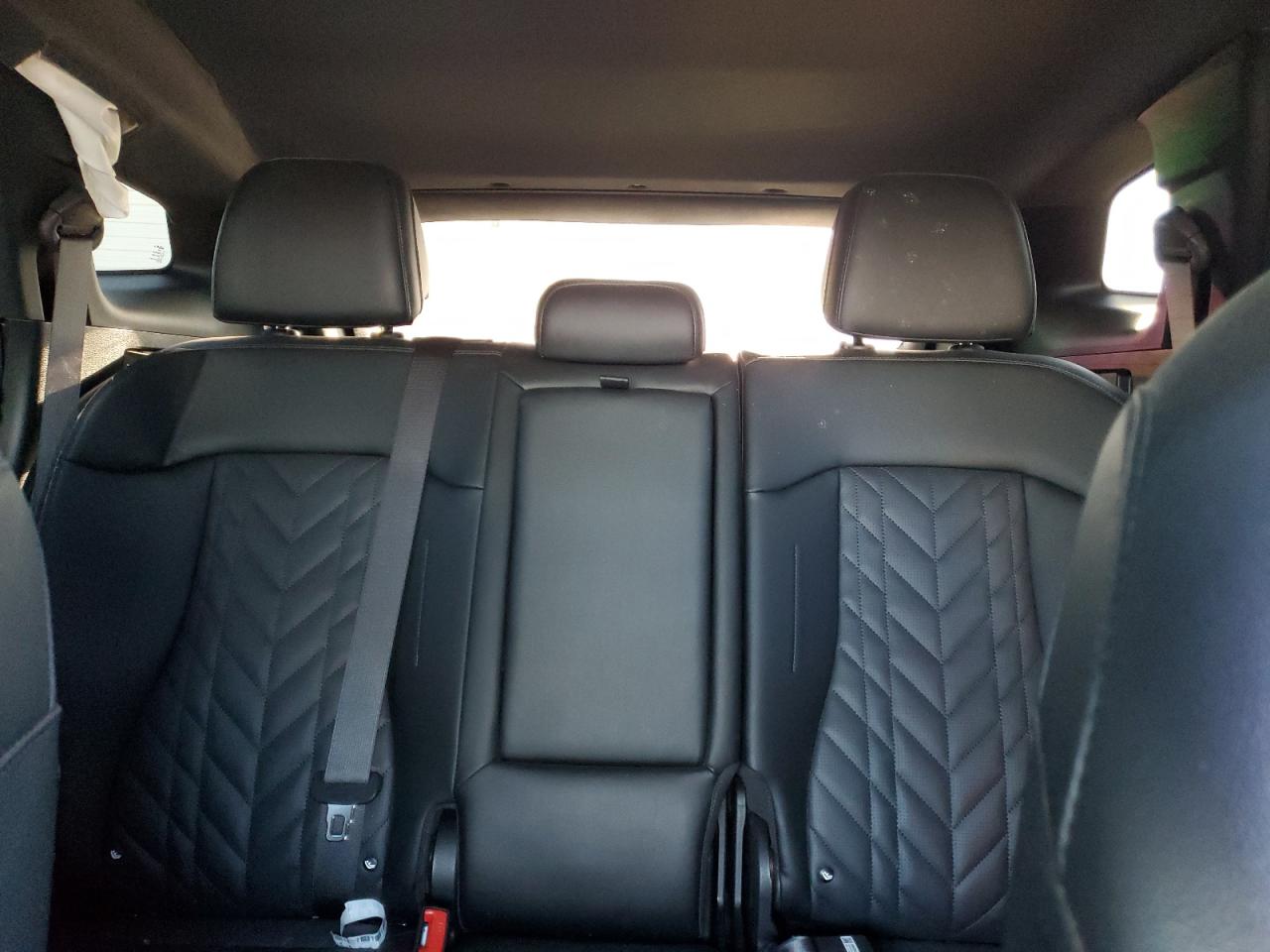 2024 Kia Sportage - Image 10