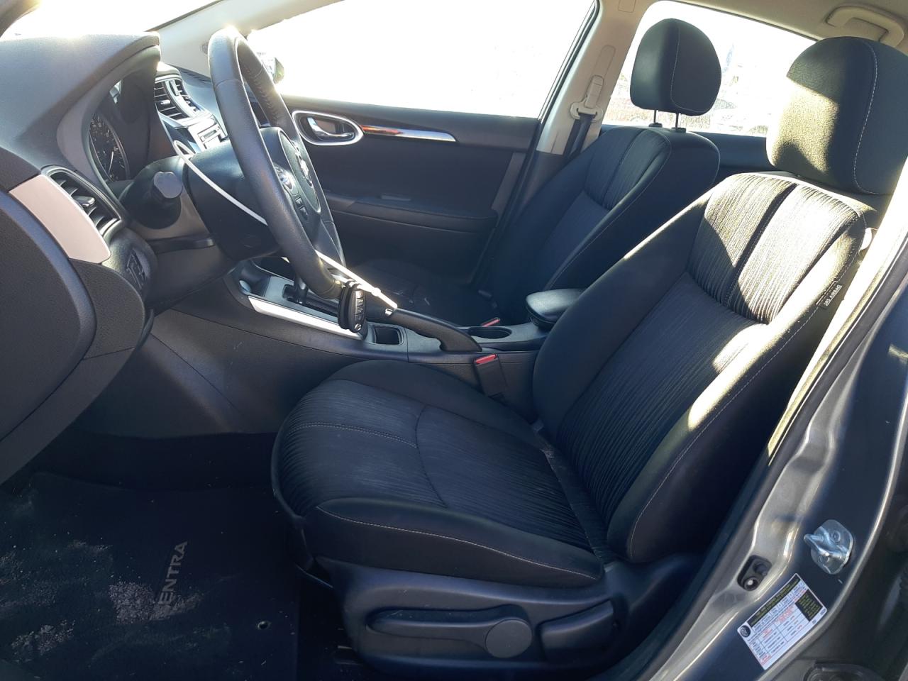 2017 Nissan Sentra - Image 7