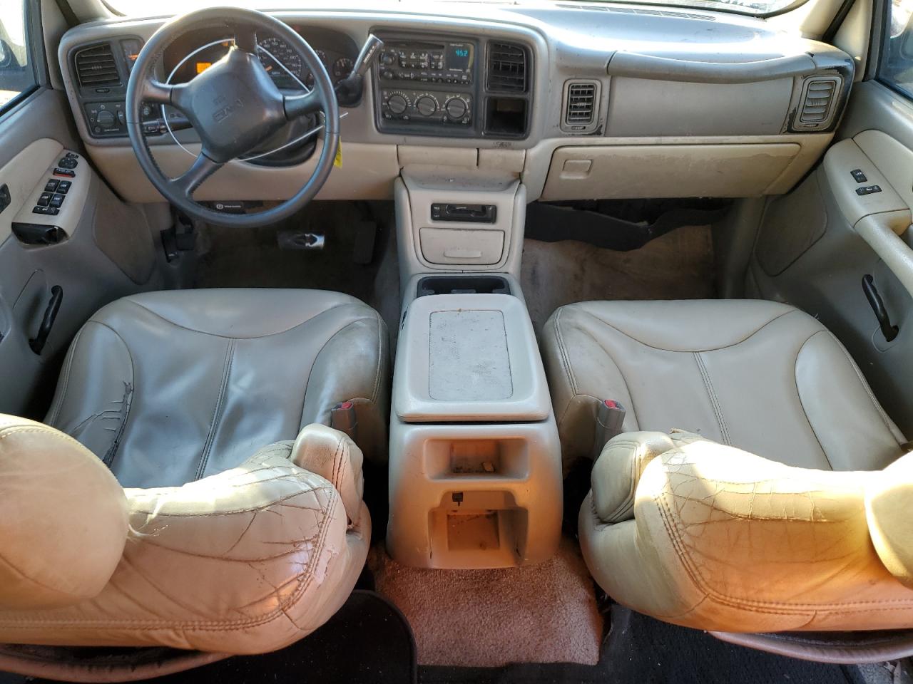 2002 GMC Yukon - Image 8