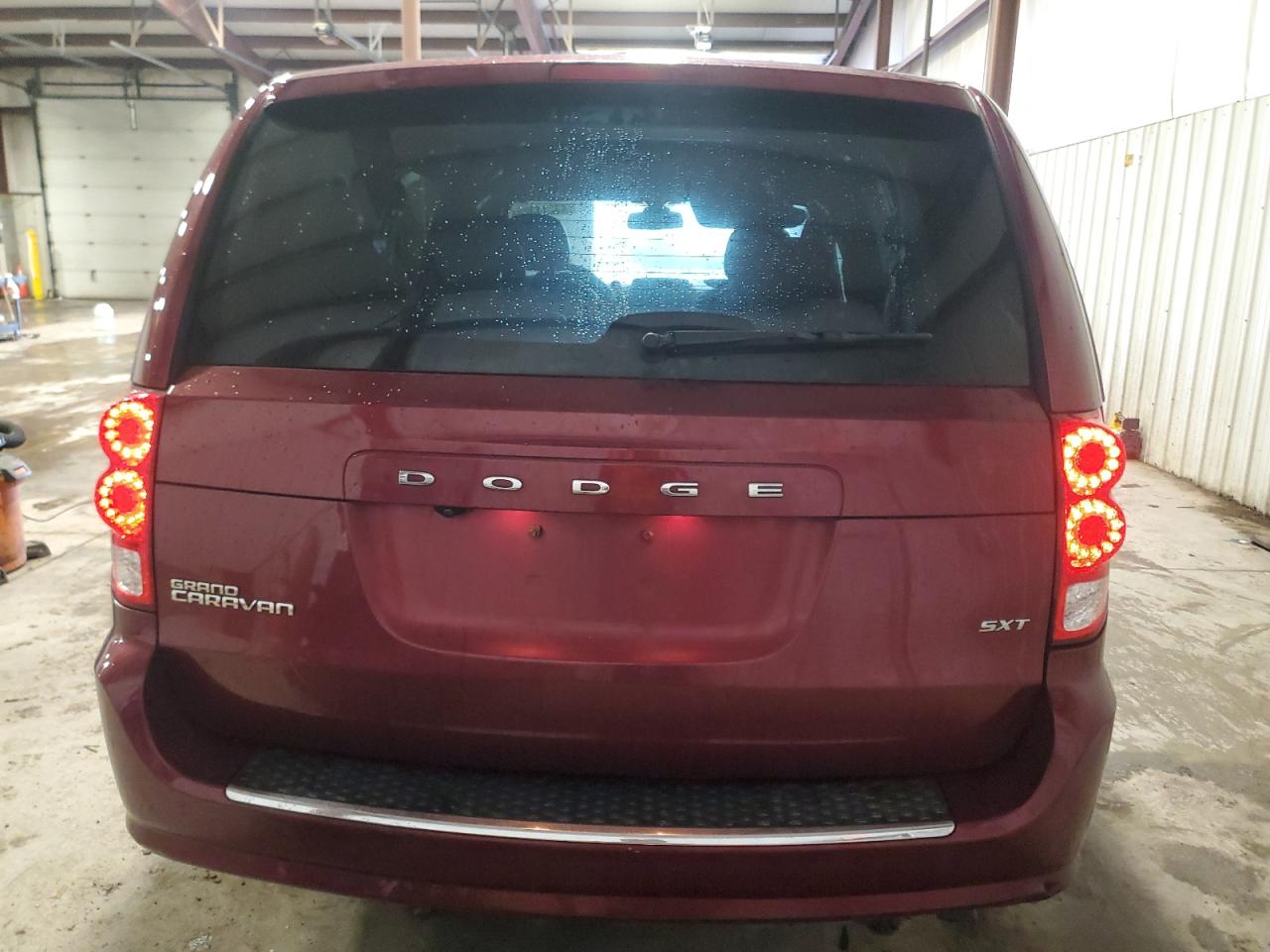 2020 Dodge Caravan - Image 6
