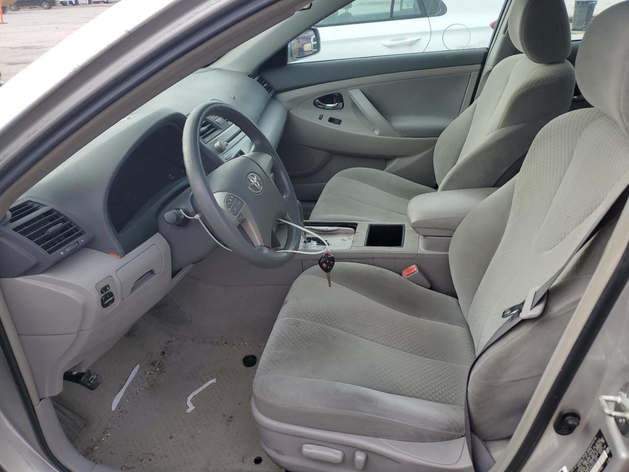 2009 Toyota Camry - Image 7