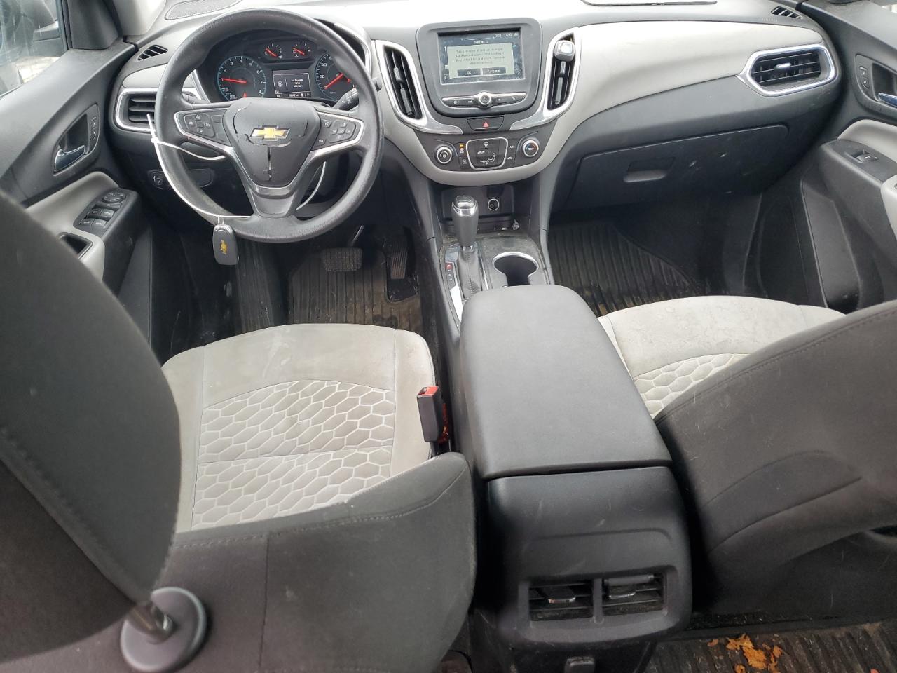 2018 Chevrolet Equinox - Image 8