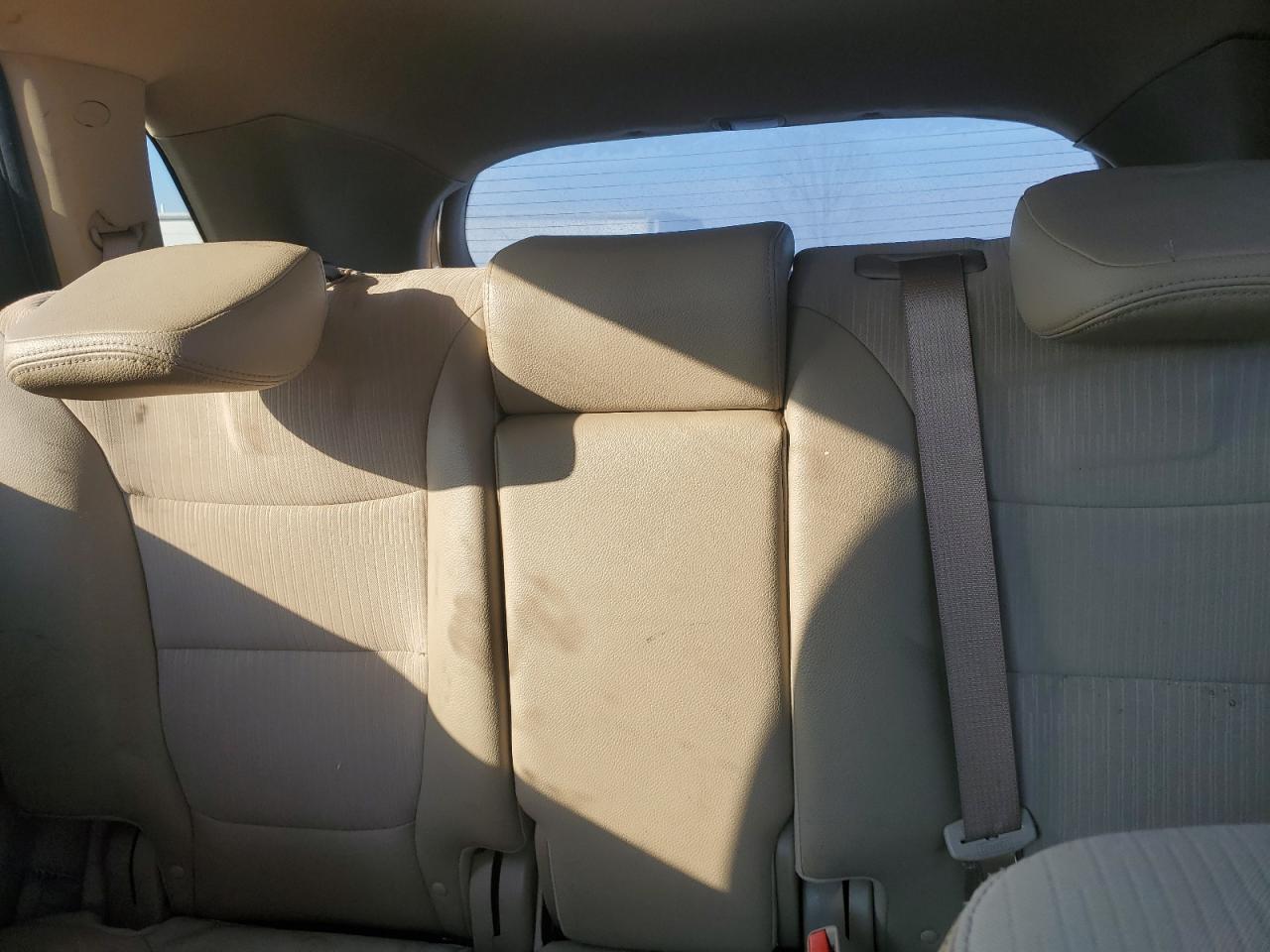 2011 Kia Sorento - Image 10
