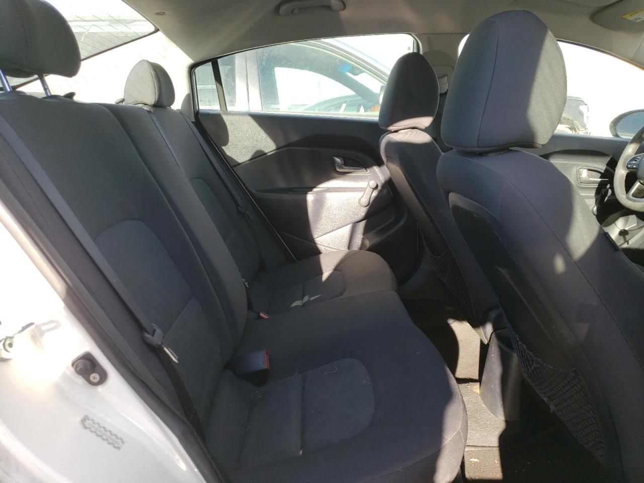 2012 Kia Rio - Image 10