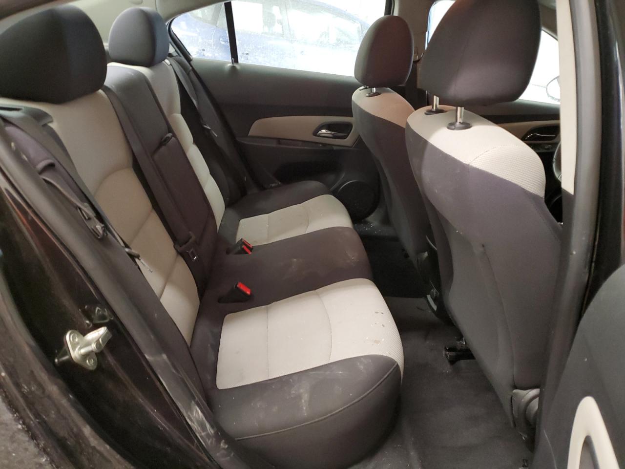 2014 Chevrolet Cruze - Image 11