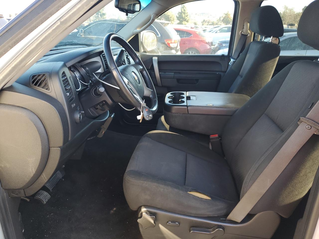 2011 Chevrolet Silverado - Image 7