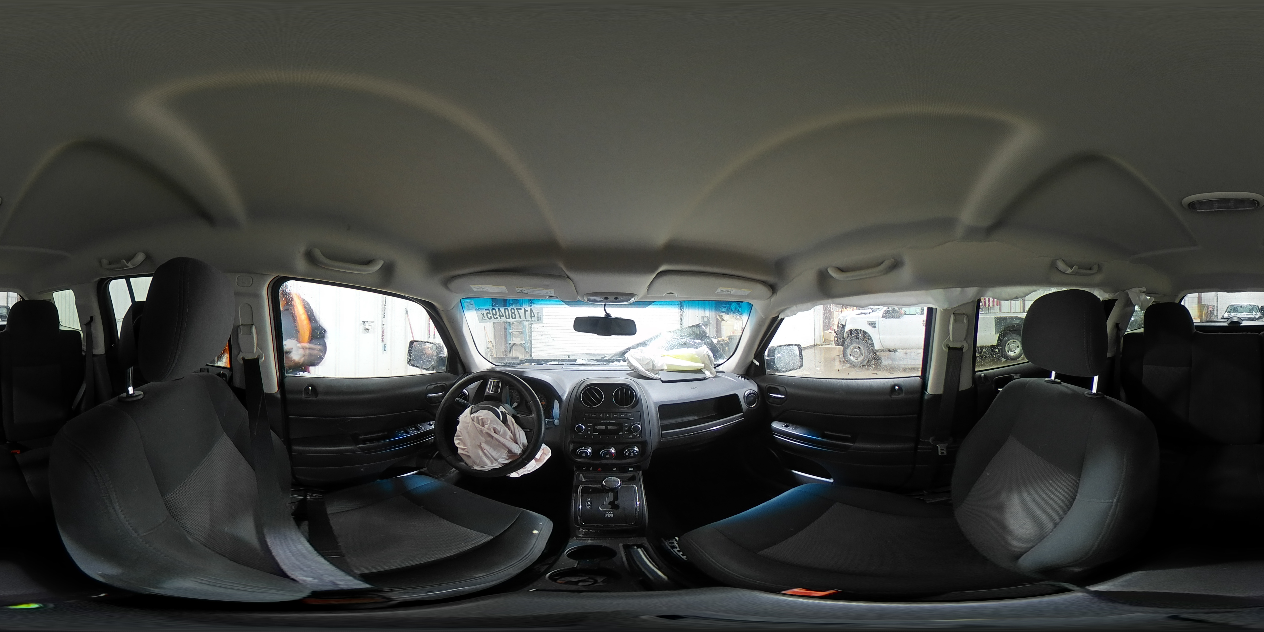 2014 Jeep Liberty (Patriot) - Image 14