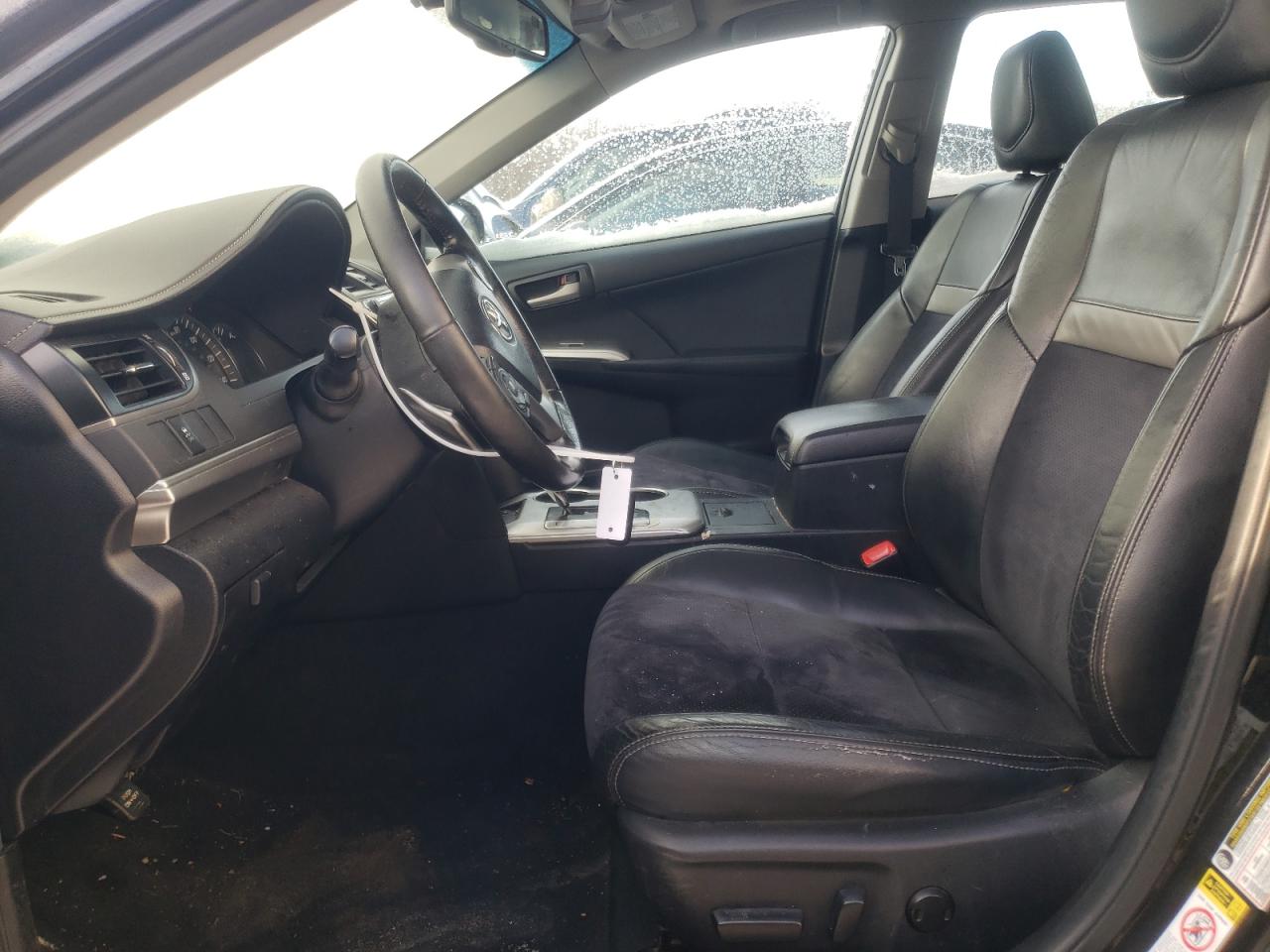 2012 Toyota Camry - Image 7