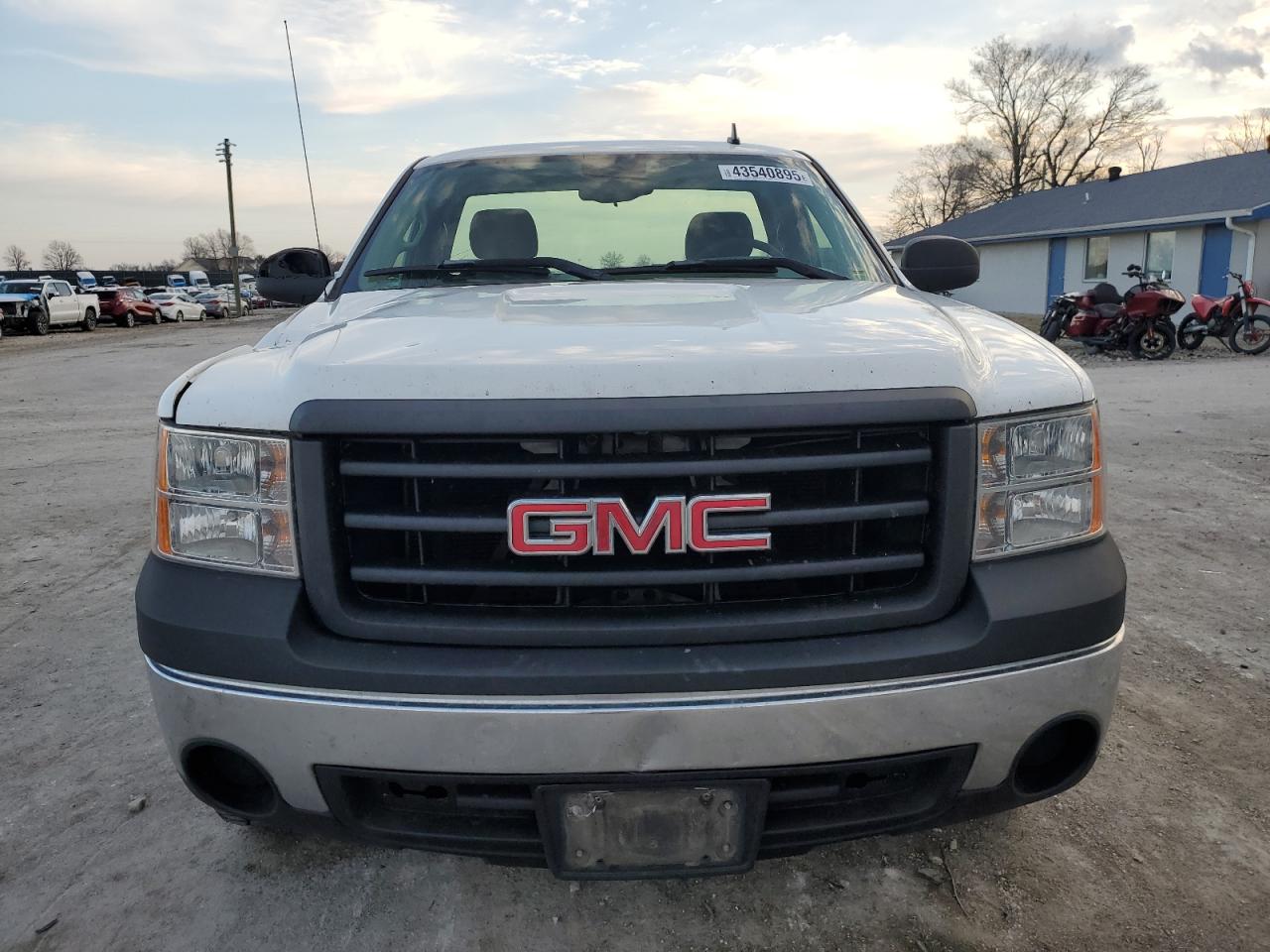 2007 GMC Sierra - Image 5