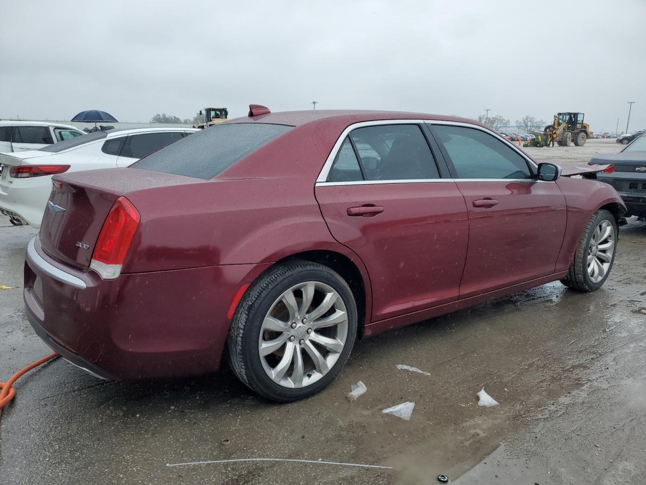 2018 Chrysler 300 - Image 3