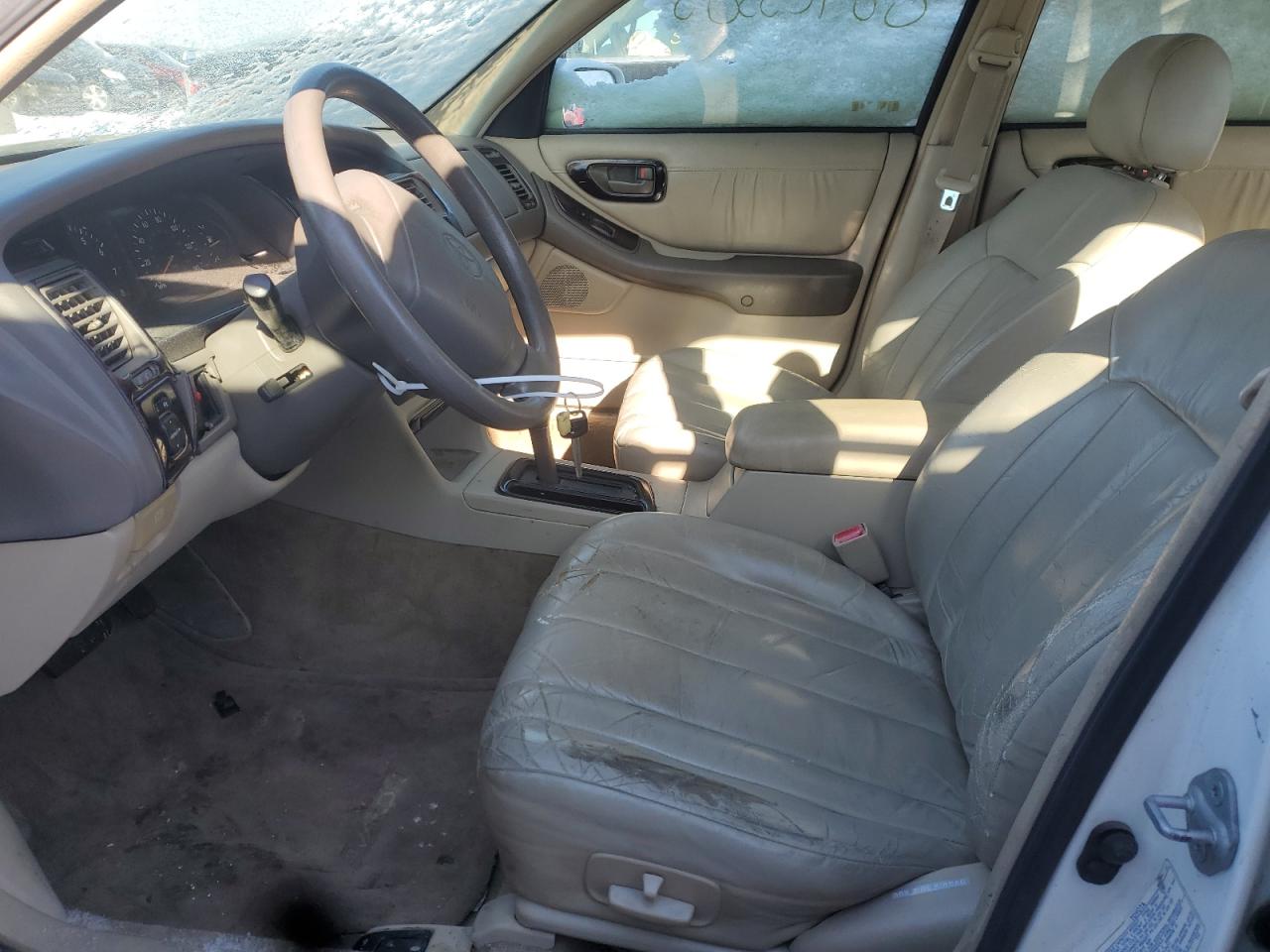 1999 Toyota Avalon - Image 7