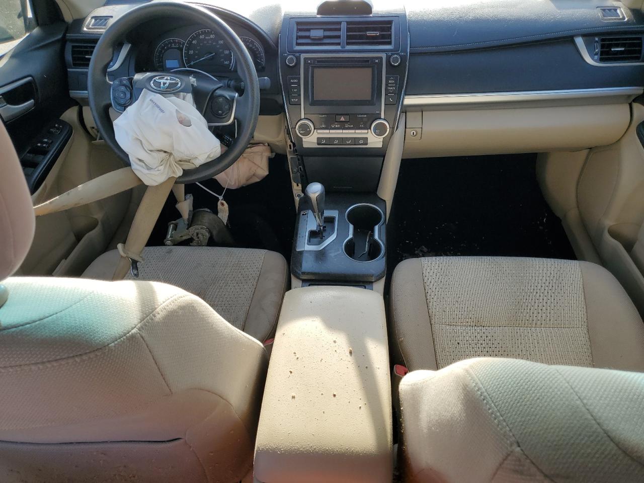 2014 Toyota Camry - Image 8