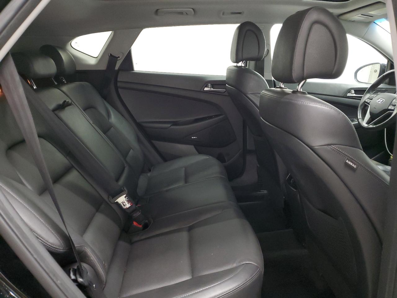 2018 Hyundai Tucson Value VIN: KM8J3CA26JU627384 Lot: 88638425