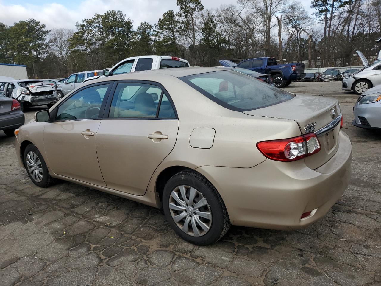 VIN 2T1BU4EE2DC007424 2013 TOYOTA COROLLA no.2