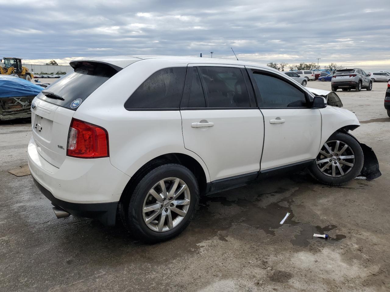 2014 Ford Edge - Image 3