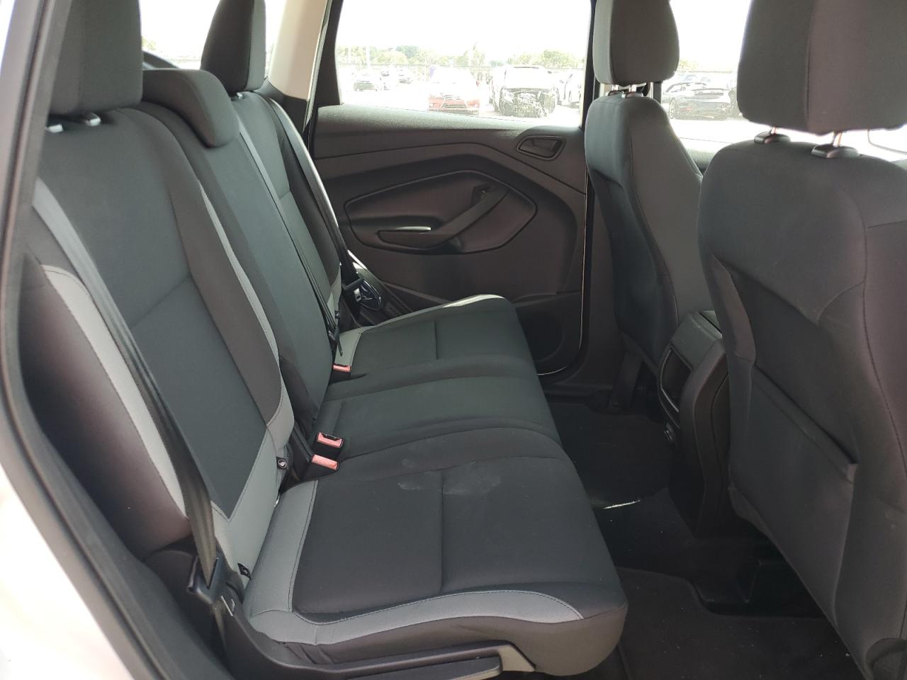 2016 Ford Escape - Image 11