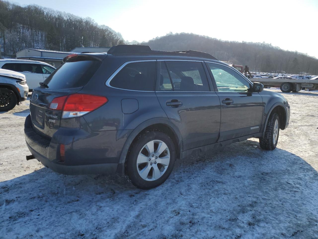 2011 Subaru Outback - Image 3