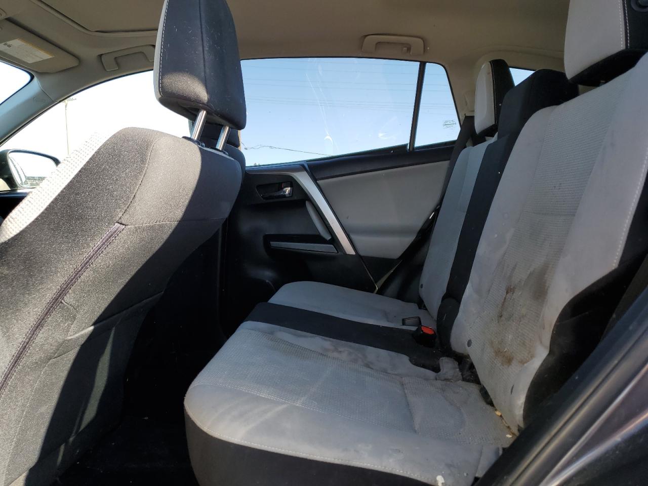 2018 Toyota RAV 4 - Image 11