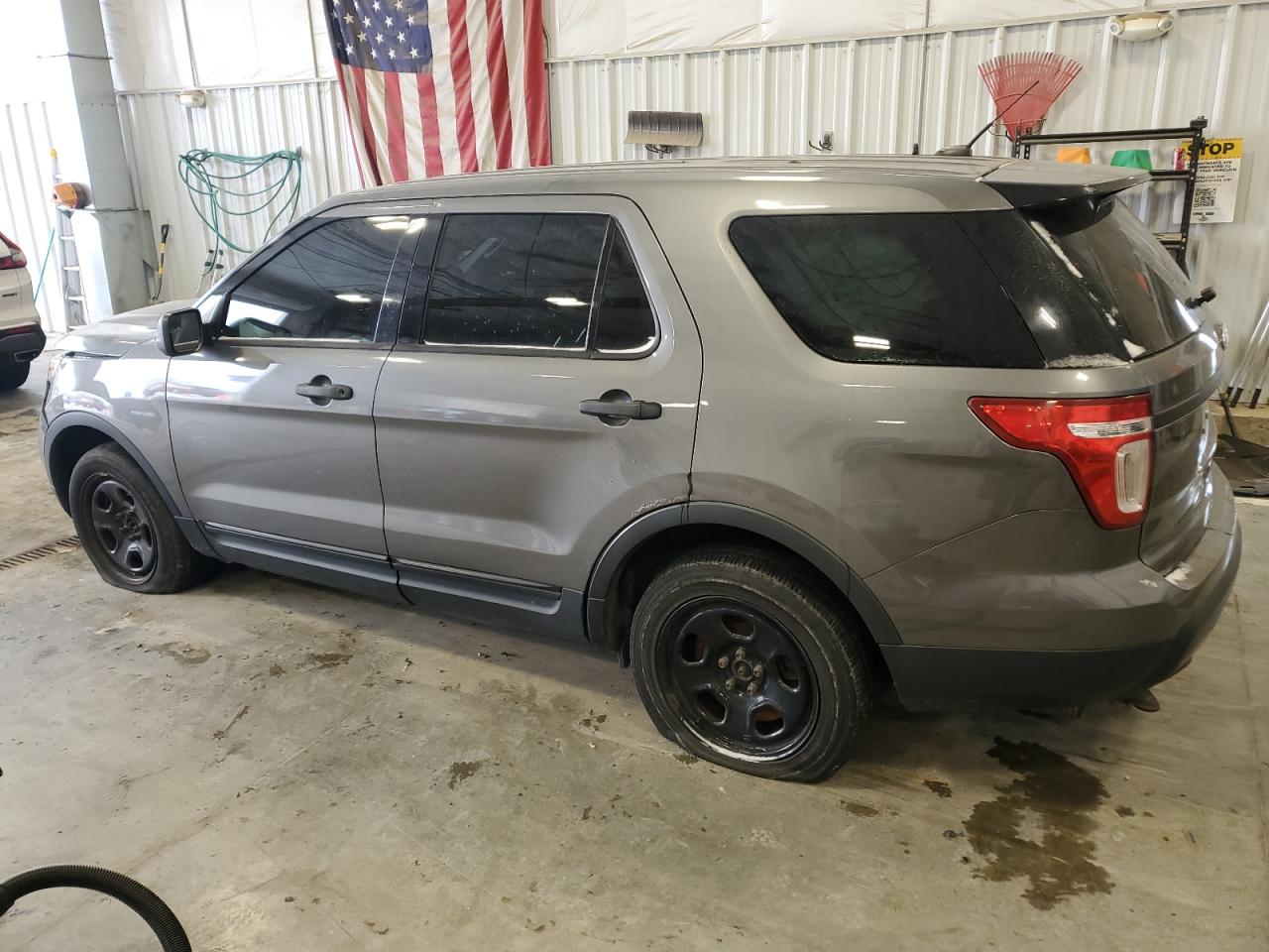 2013 Ford Explorer - Image 2