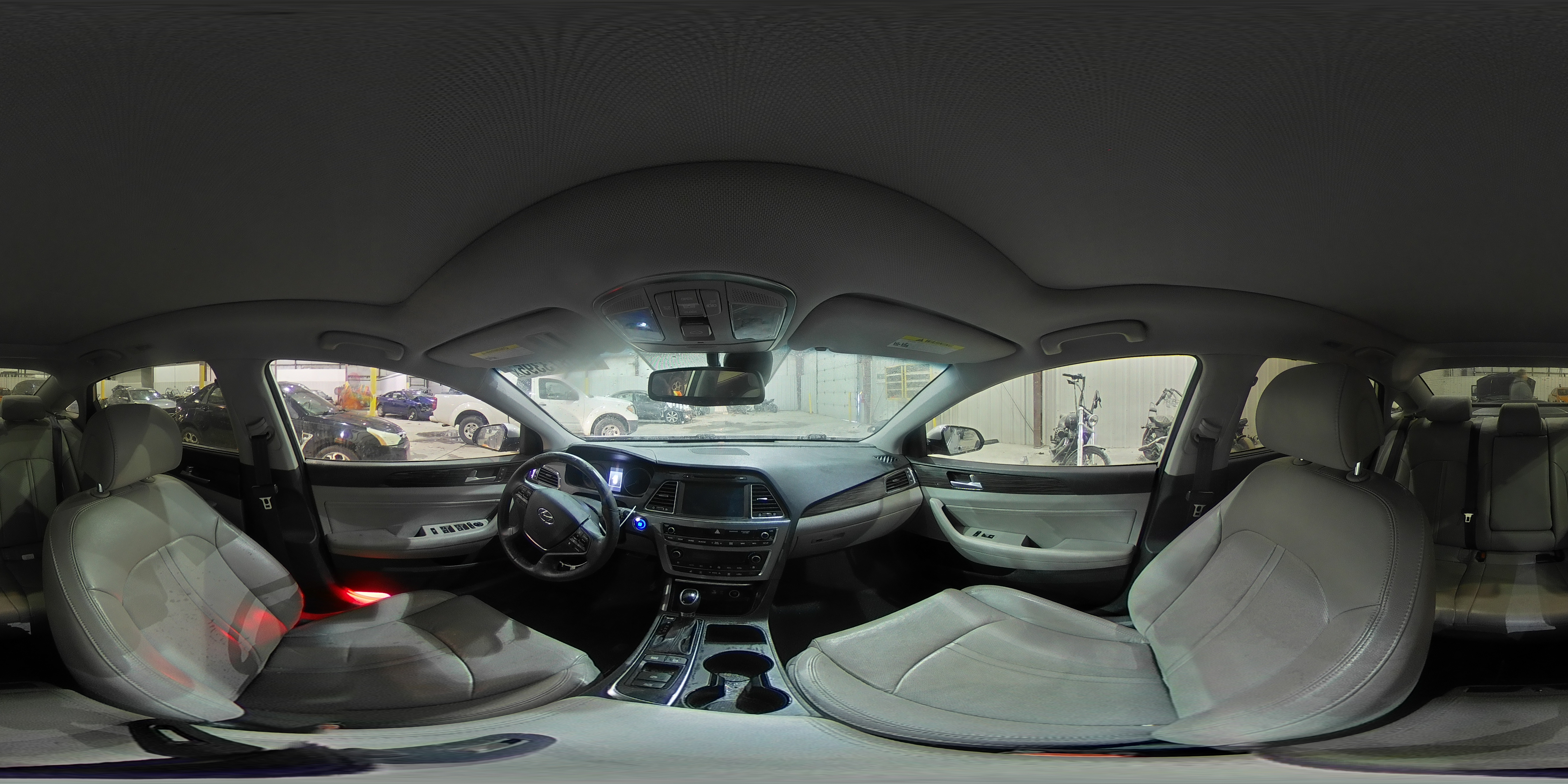 2015 Hyundai Sonata - Image 14