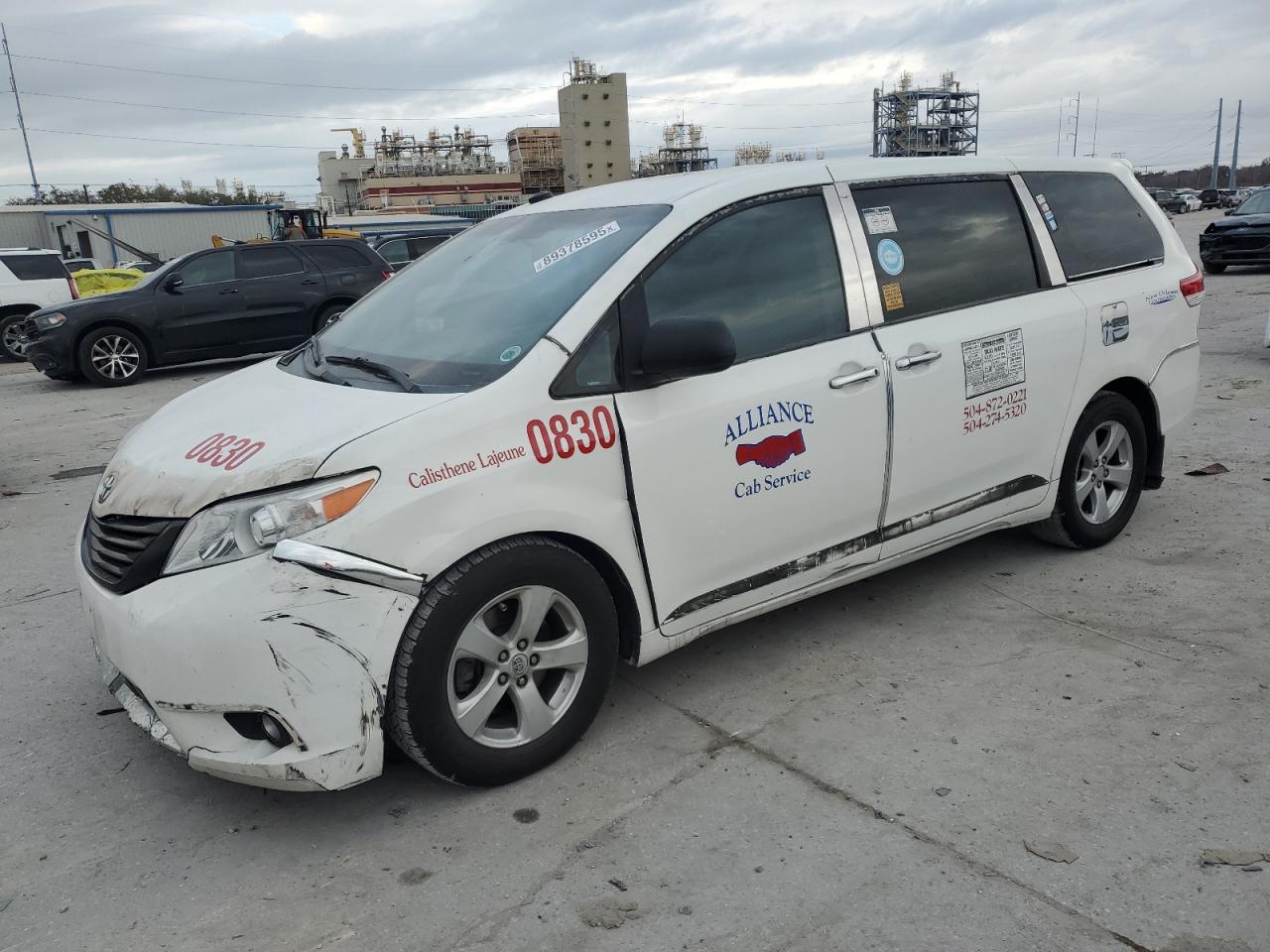2014 Toyota Sienna - Image 1