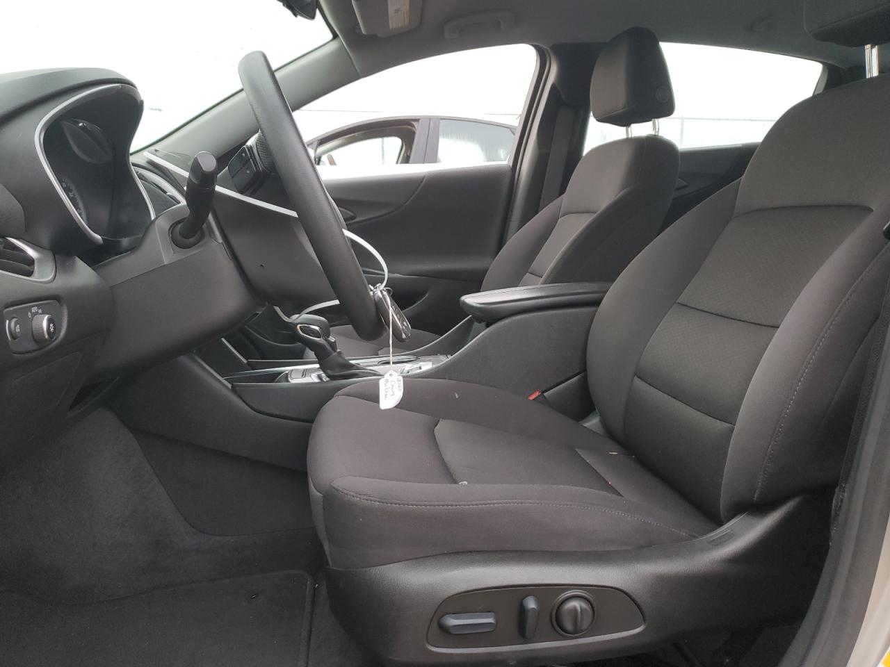 2022 Chevrolet Malibu - Image 7