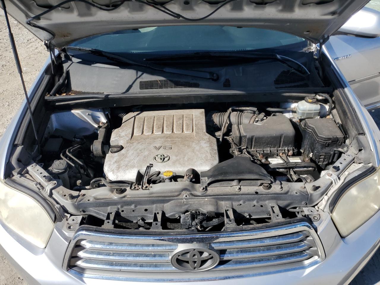 2009 Toyota Highlander - Image 11