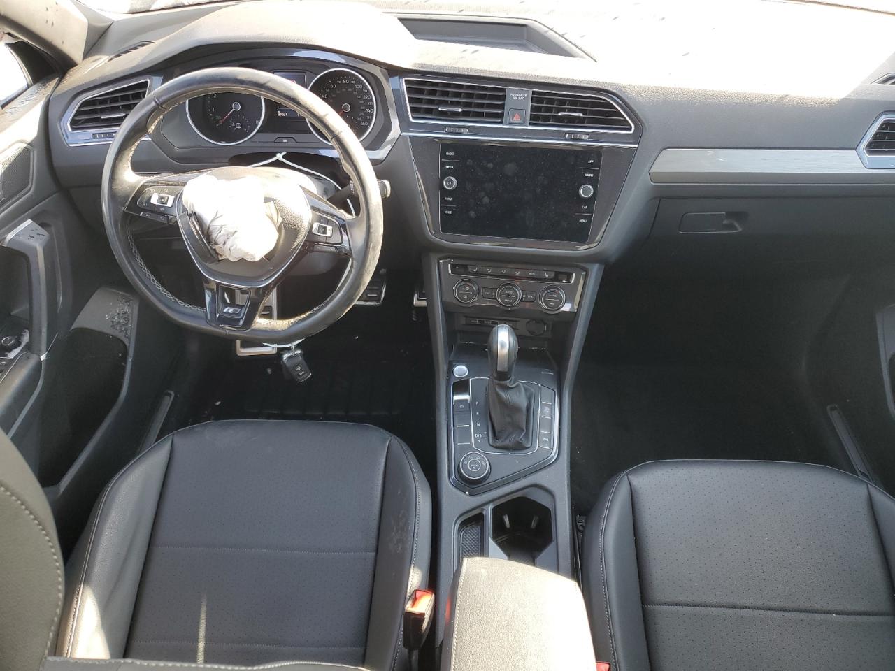 2020 Volkswagen Tiguan - Image 8