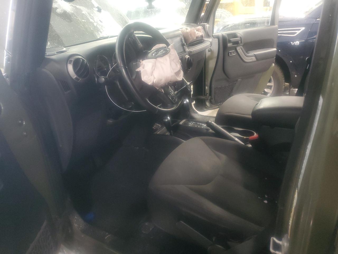 2015 Jeep Wrangler - Image 7