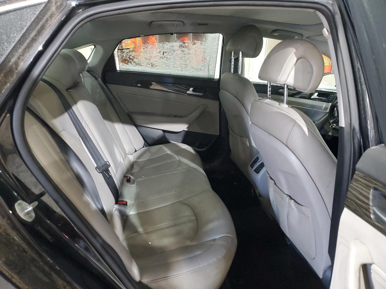 2015 Hyundai Sonata - Image 10