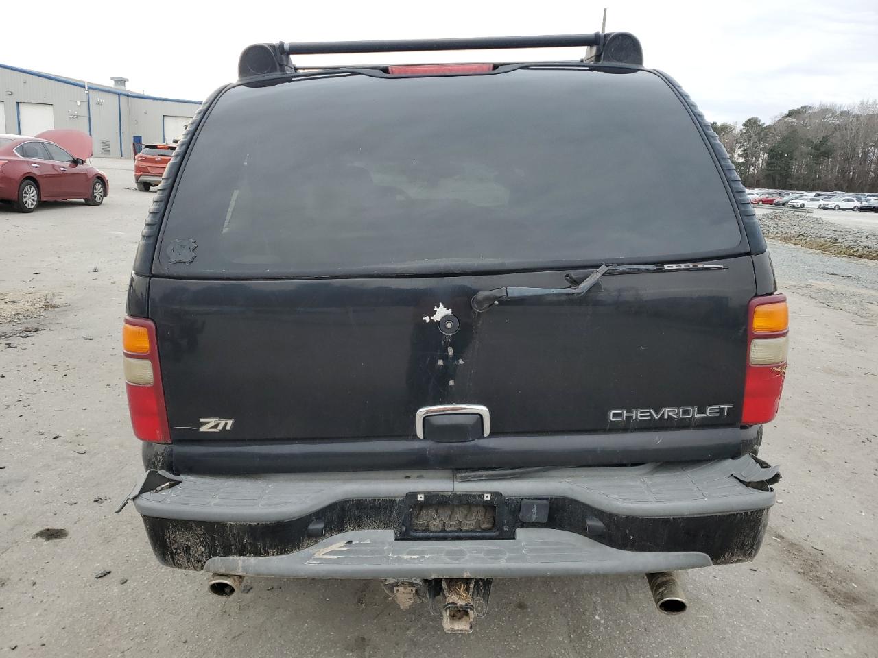 2003 Chevrolet Tahoe - Image 6