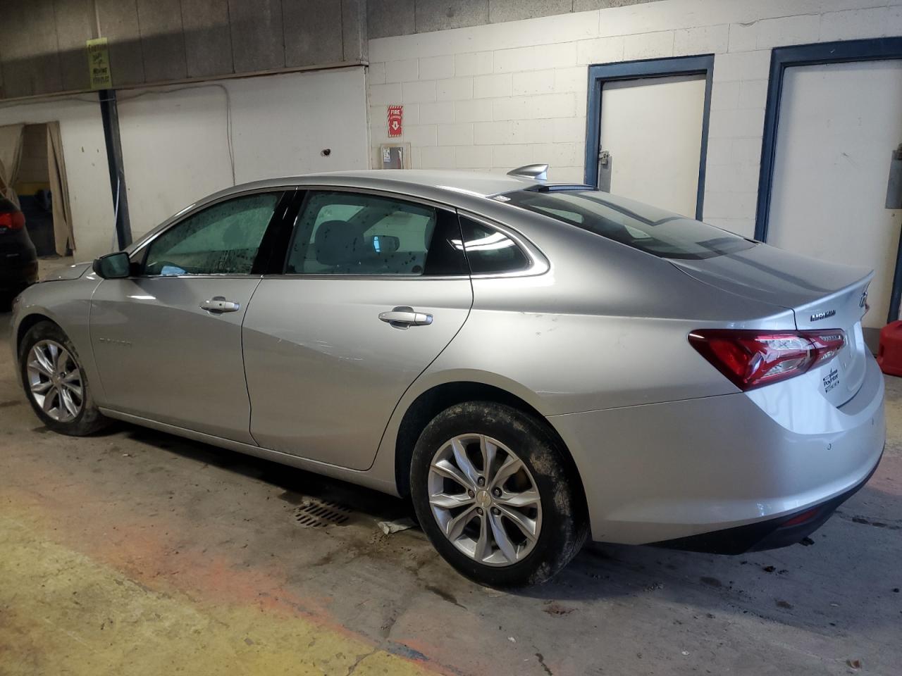 2020 Chevrolet Malibu - Image 2