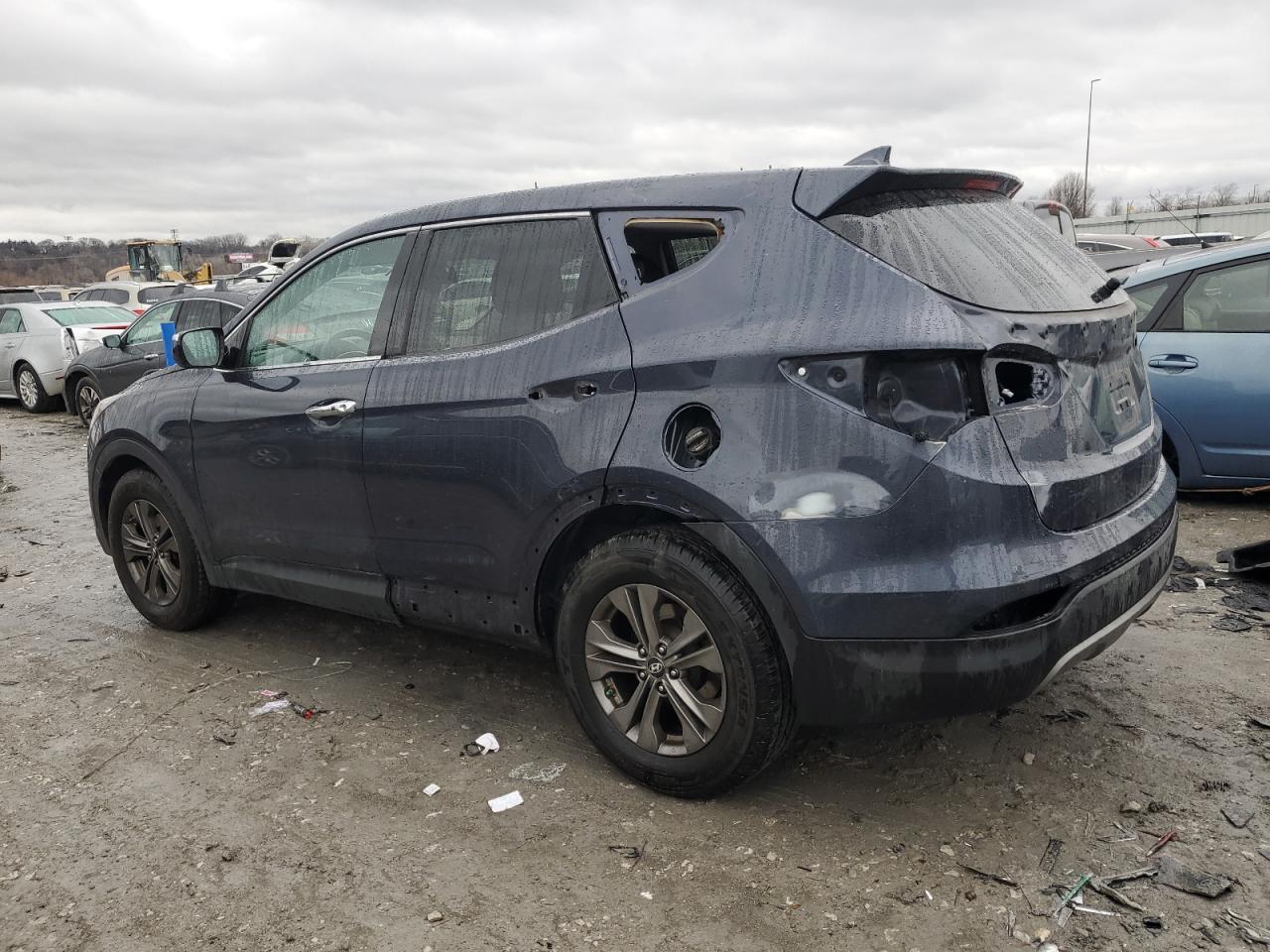 2014 Hyundai Santa Fe - Image 2