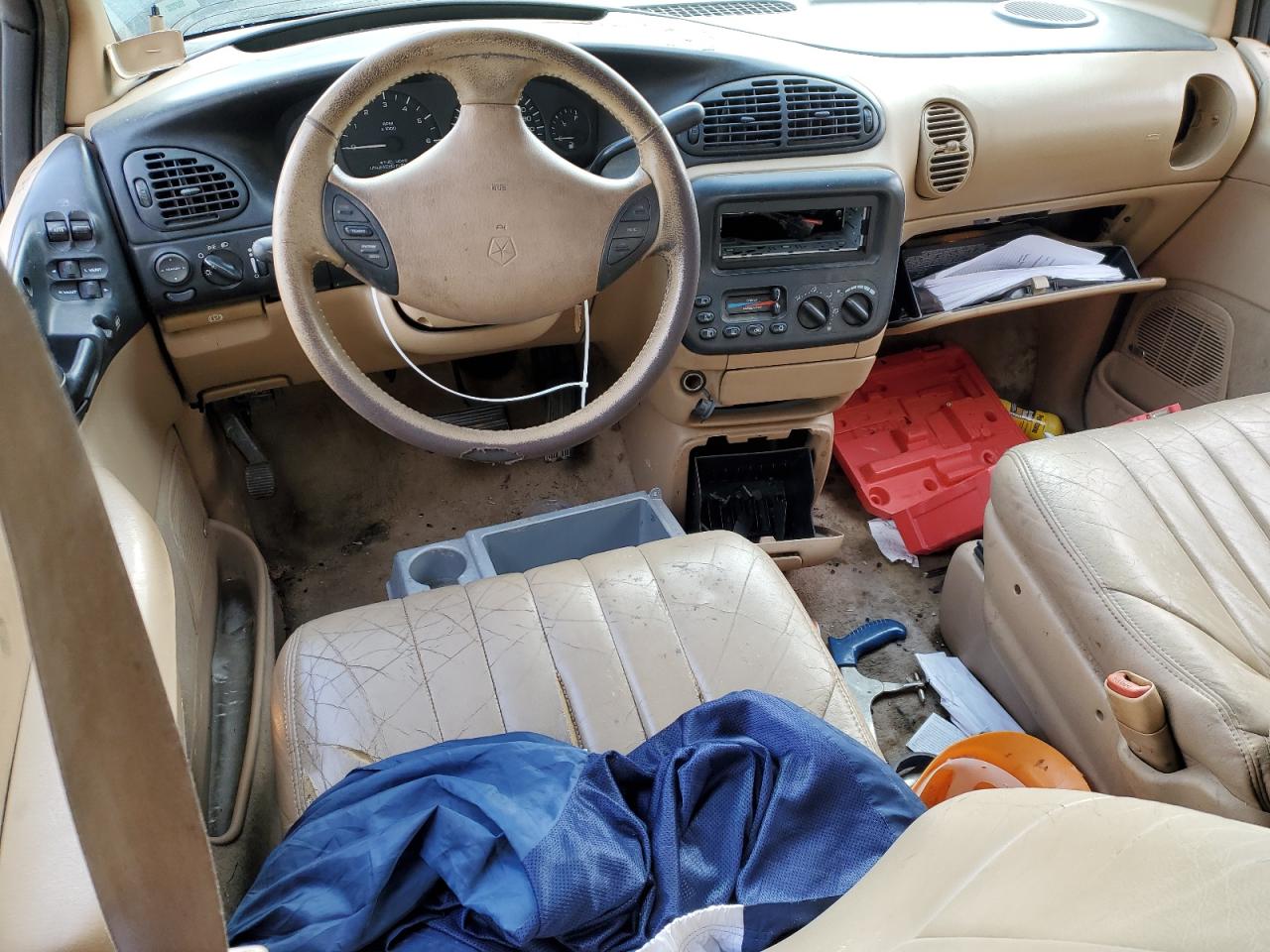 1997 Dodge Grand Caravan at KY - Louisville: 1B4GP54L6VB
