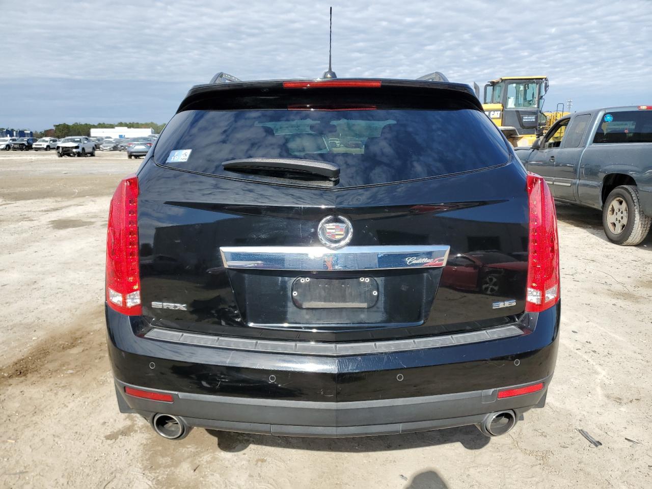 VIN 3GYFNBE38FS521585 2015 CADILLAC SRX no.6