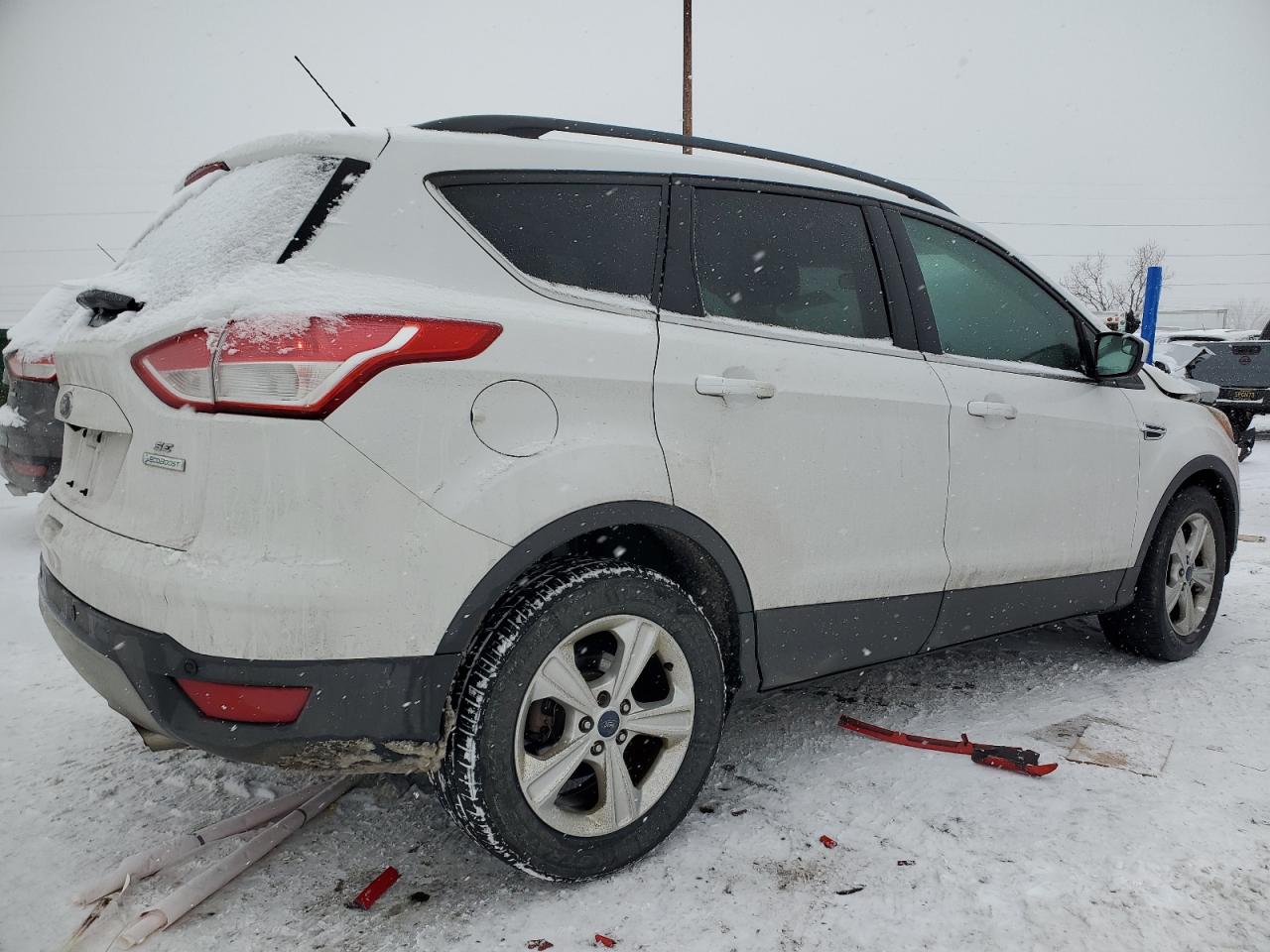 1FMCU0GX3GUC09414 FORD ESCAPE 2016
