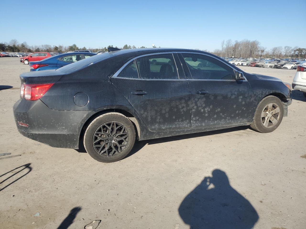2016 Chevrolet Malibu - Image 3