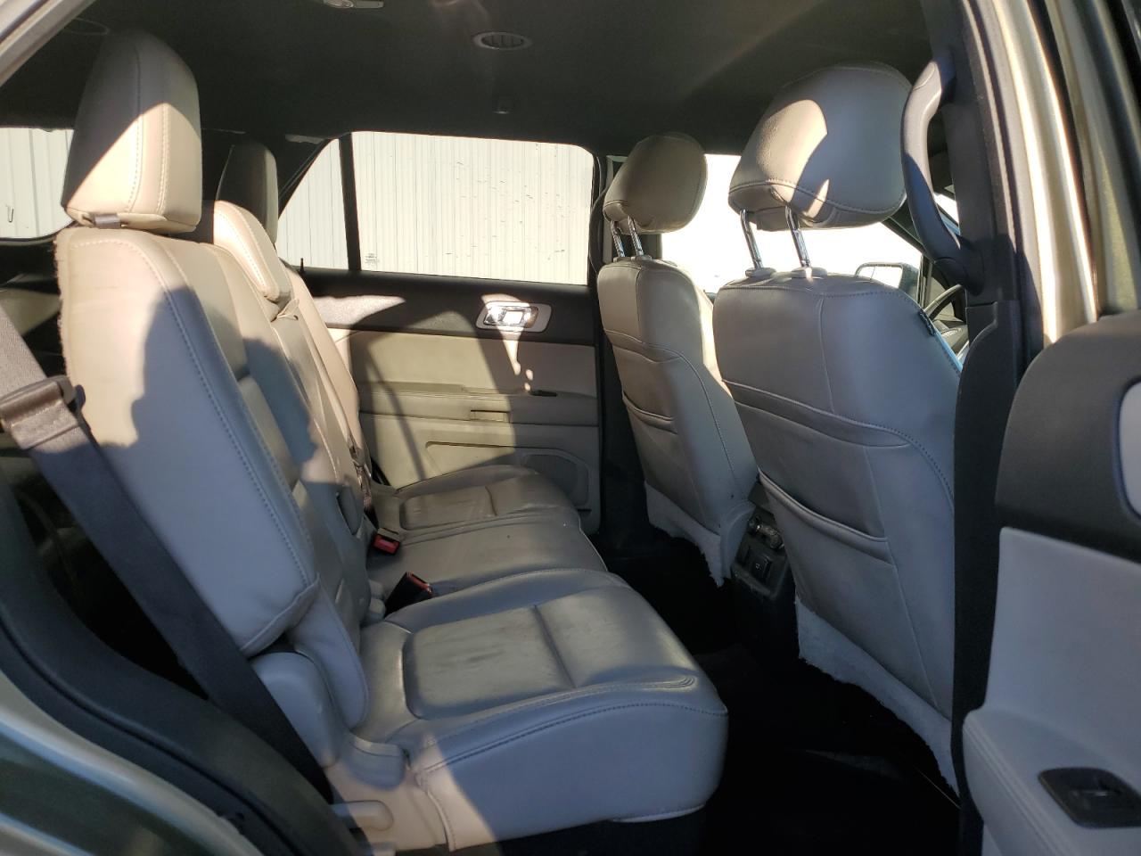 2013 Ford Explorer - Image 11