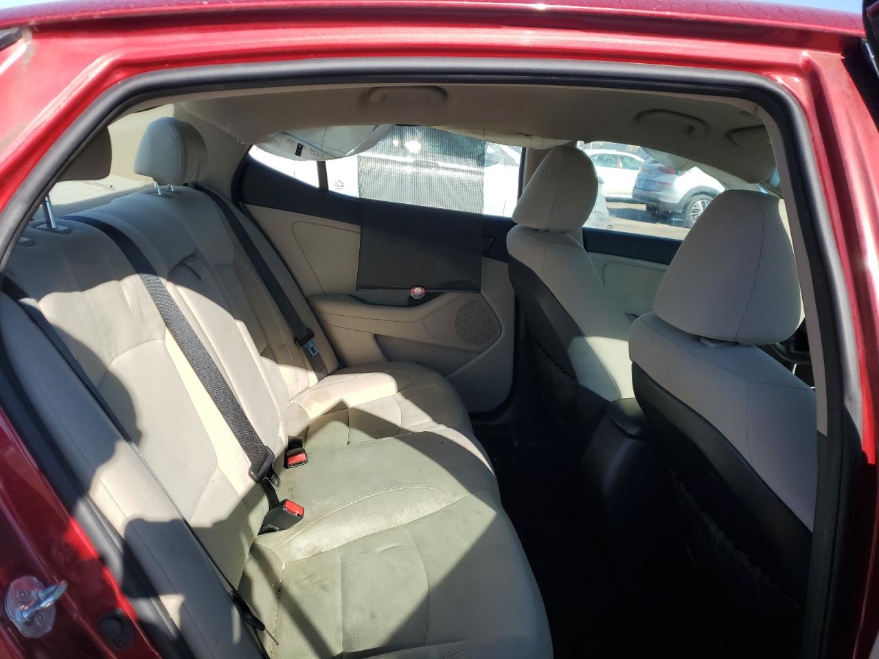 2013 Kia Optima - Image 10
