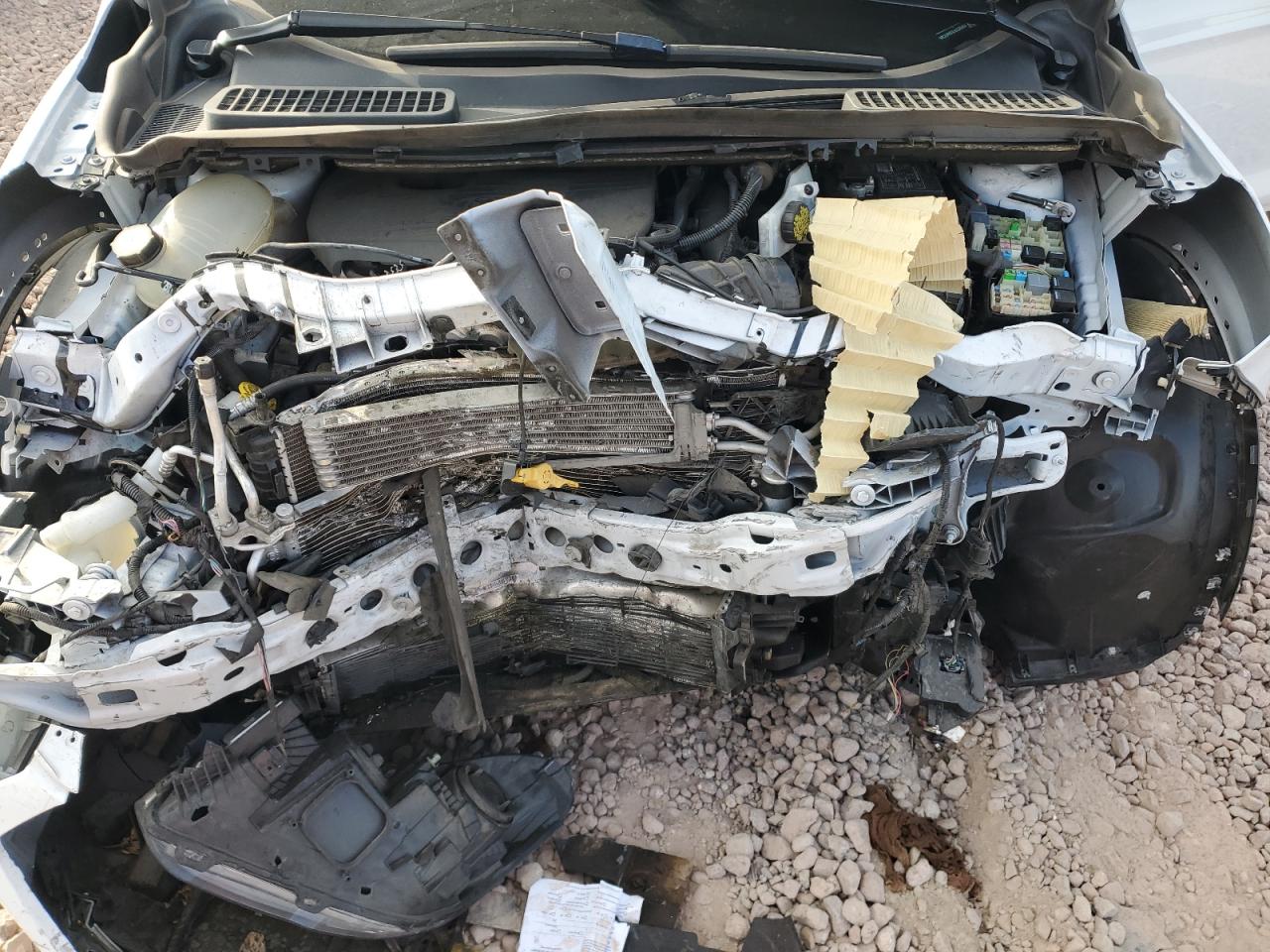 1FMCU9HD3JUC80404 FORD ESCAPE 2018