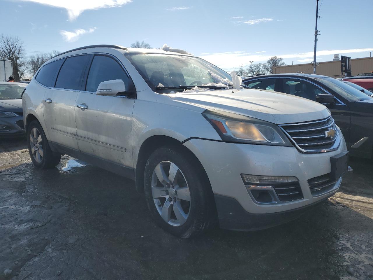 2014 Chevrolet Traverse - Image 4