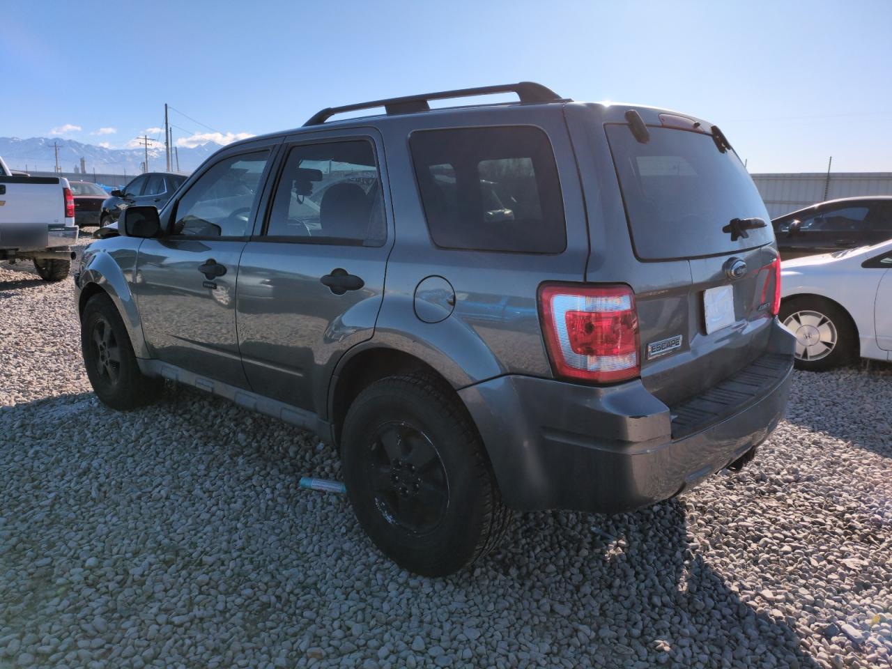 2009 Ford Escape - Image 2