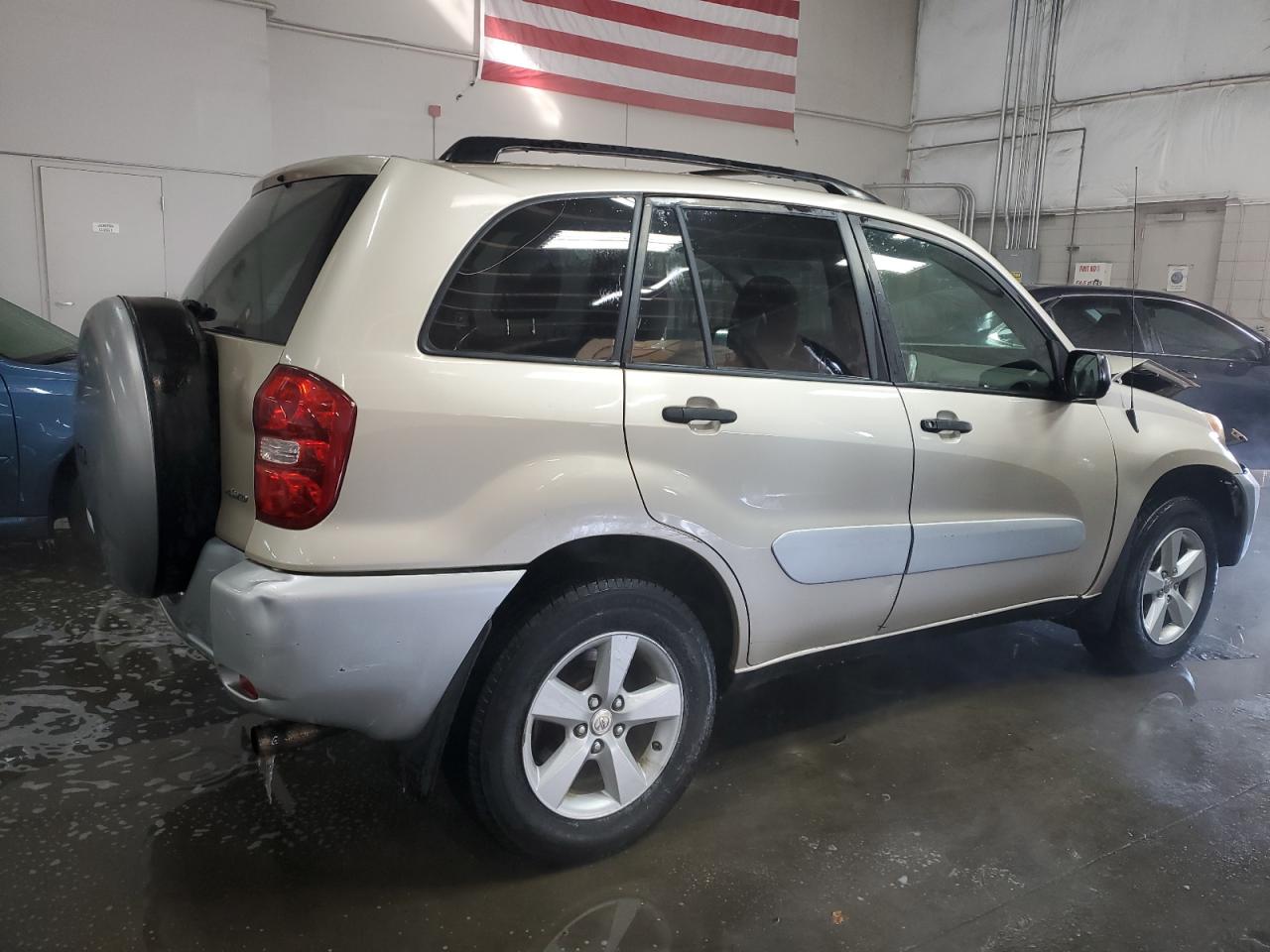 2004 Toyota RAV 4 - Image 3