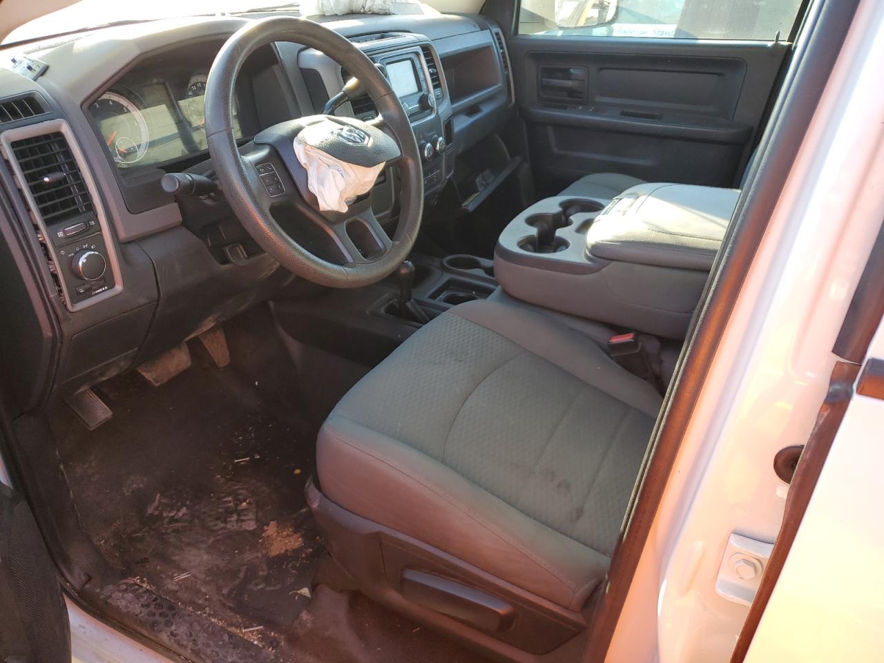 2016 RAM 2500 - Image 7