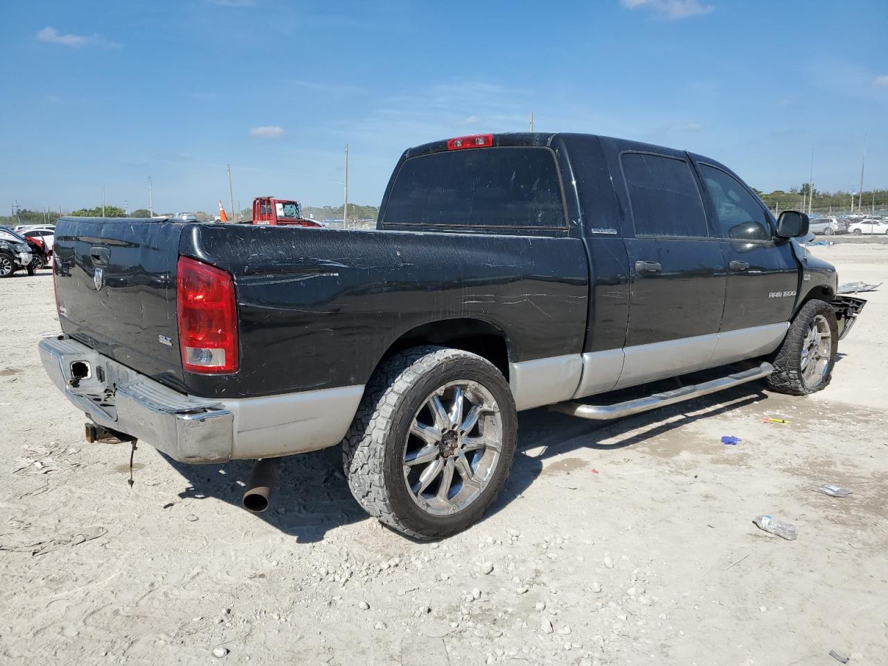 2006 Dodge RAM - Image 3
