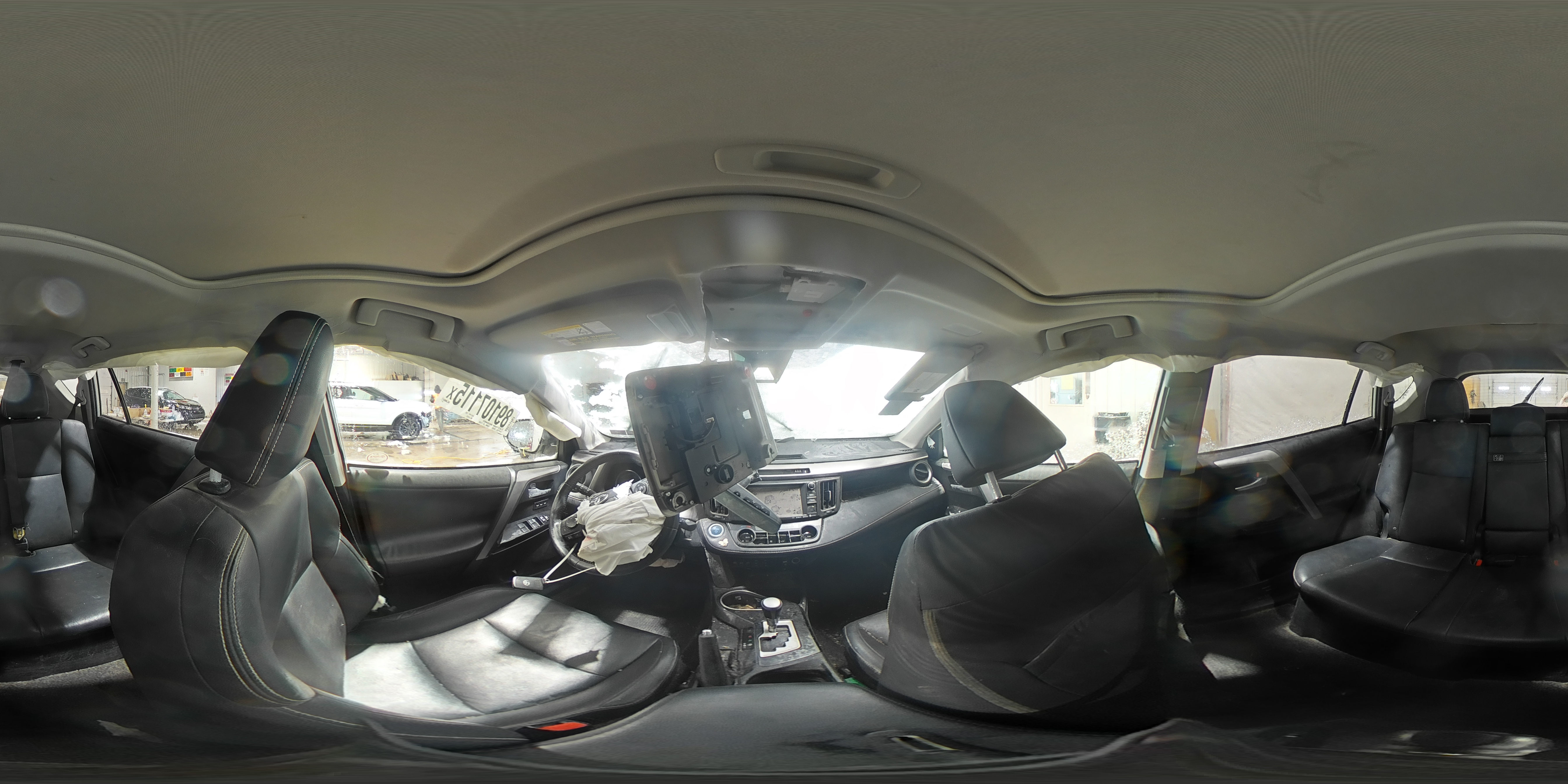 2017 Toyota RAV 4 - Image 14